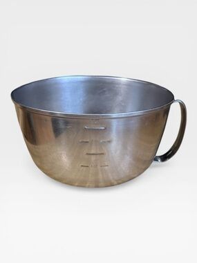 Vintage West Bend Company "Grip-N-Whip" Stainless Steel Mixing Bowl - 3 Quart